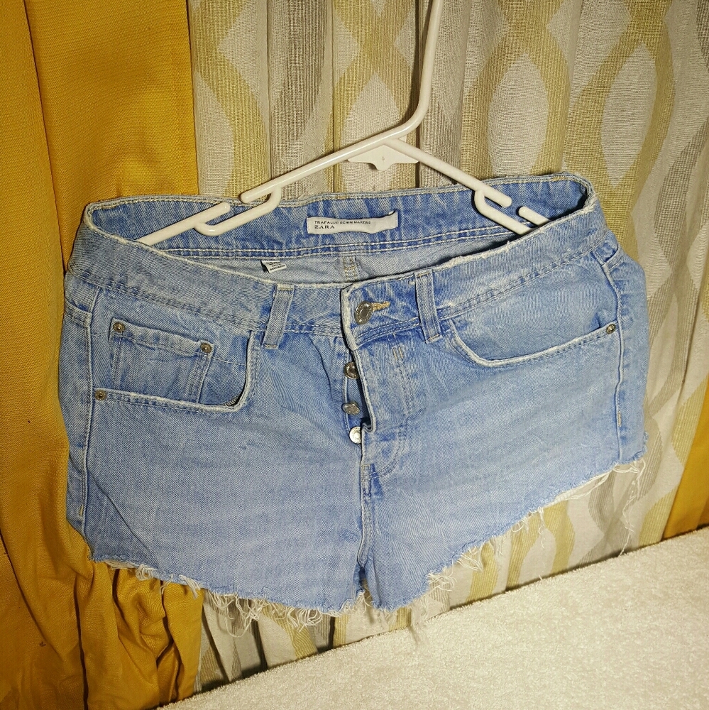 Zara short look nice